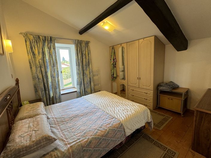 Image No.24-3 Bed House for sale