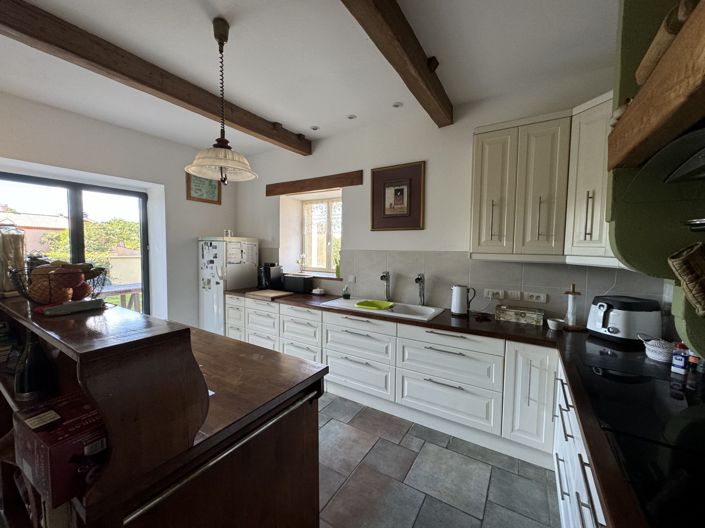 Image No.6-3 Bed House for sale