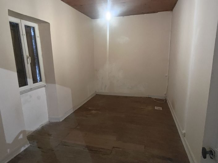 Image No.12-3 Bed House for sale