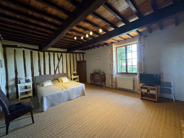 Image No.24-5 Bed House for sale