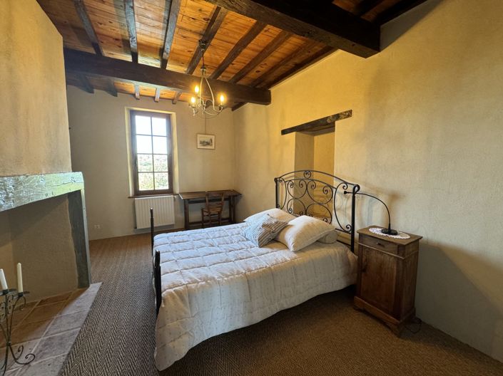 Image No.25-5 Bed House for sale