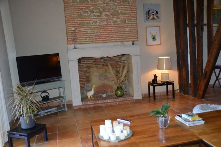 Image No.3-5 Bed House for sale