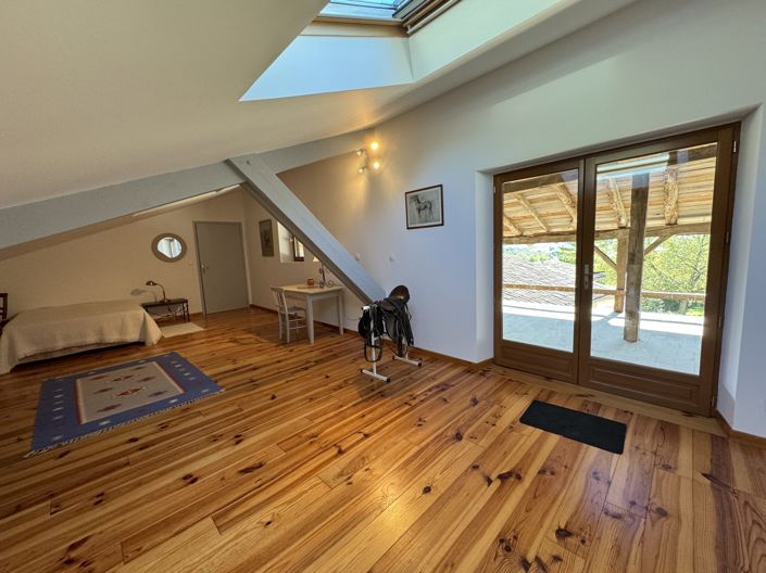 Image No.31-5 Bed House for sale