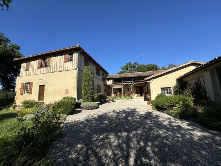 Image No.5-5 Bed House for sale