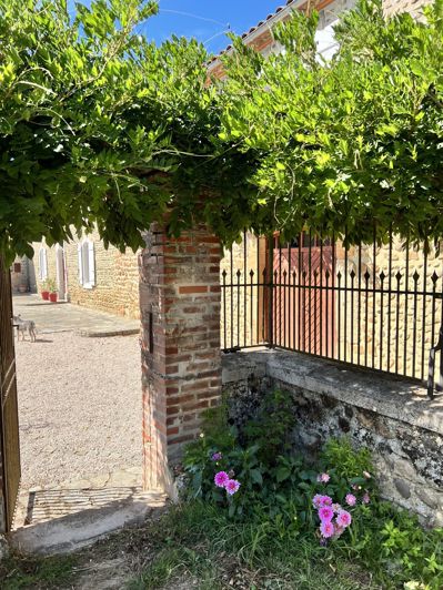 Image No.33-5 Bed House for sale