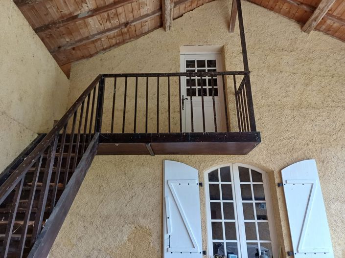 Image No.31-6 Bed House for sale