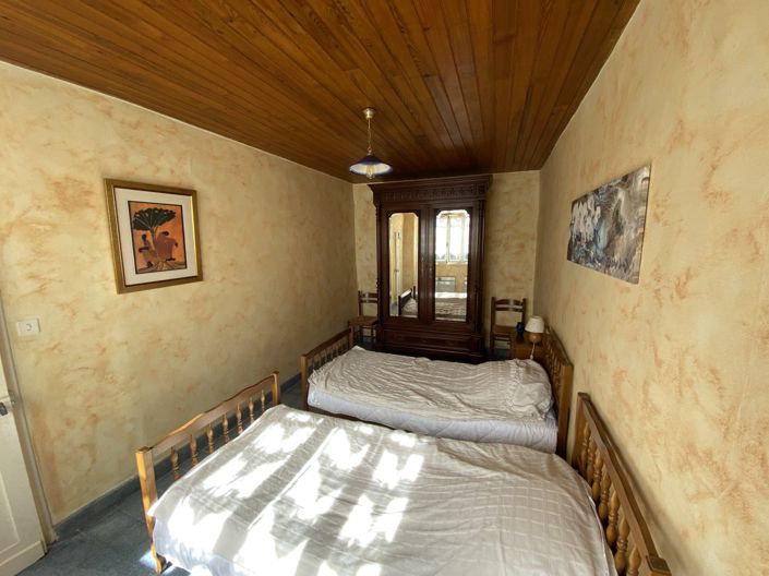 Image No.16-4 Bed House for sale