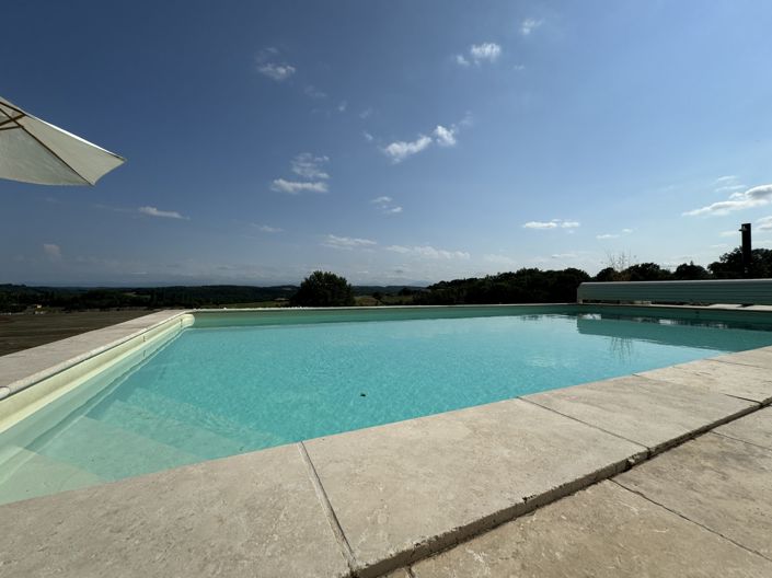 Image No.13-6 Bed House for sale