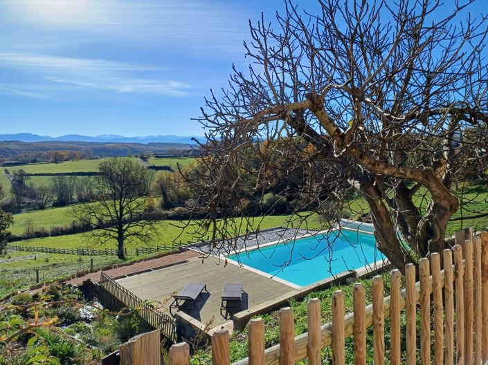 Image No.31-6 Bed House for sale