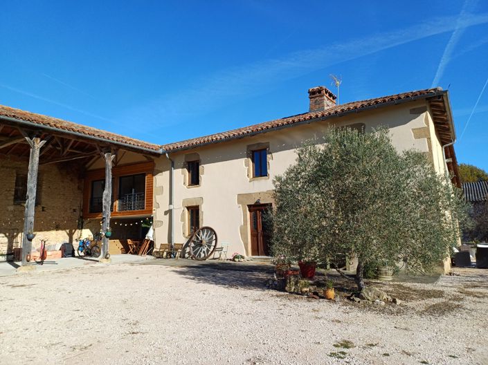 Image No.4-6 Bed House for sale