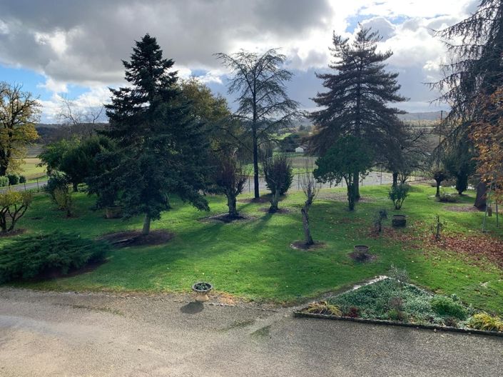 Image No.2-4 Bed House for sale