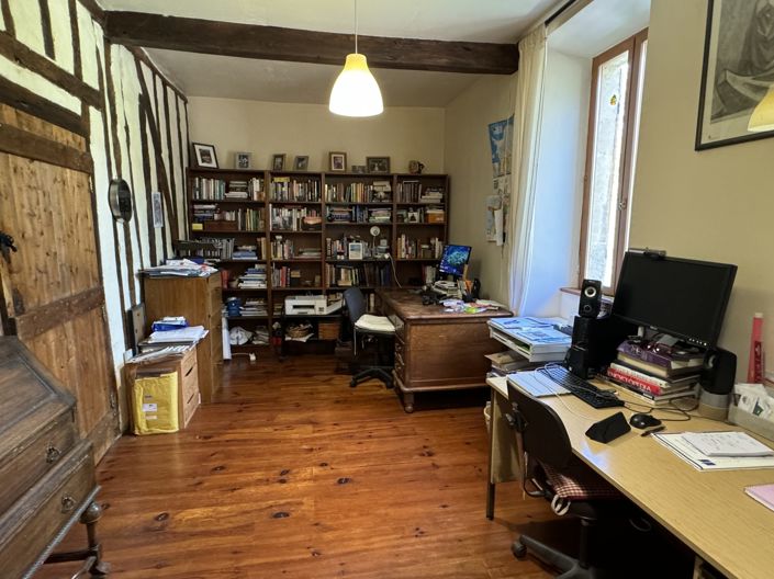 Image No.16-3 Bed House for sale