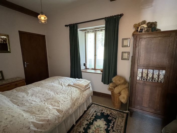 Image No.18-3 Bed House for sale