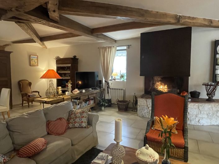 Image No.30-5 Bed House for sale