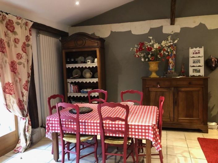 Image No.52-5 Bed House for sale