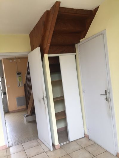 Image No.11-3 Bed House for sale