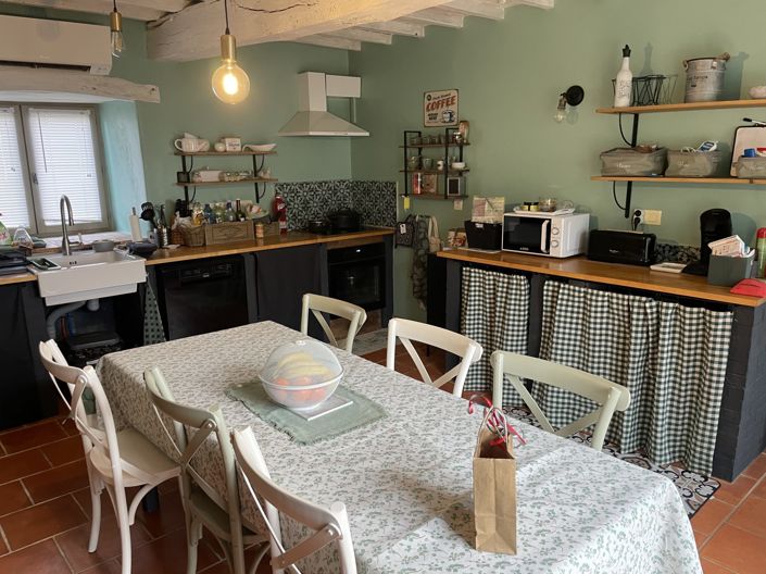 Image No.10-2 Bed House for sale