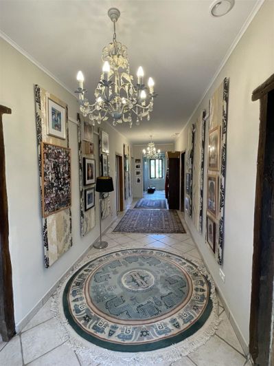 Image No.3-4 Bed House for sale