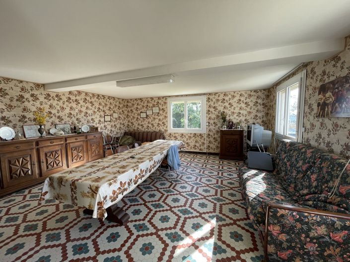 Image No.5-4 Bed House for sale