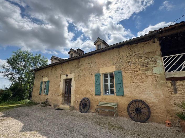 Image No.32-House for sale