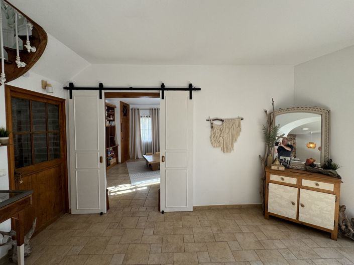 Image No.27-4 Bed House for sale