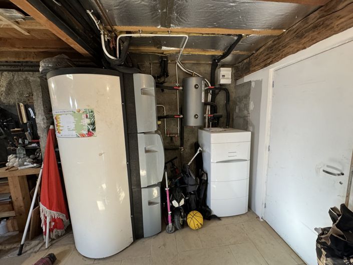 Image No.42-4 Bed House for sale