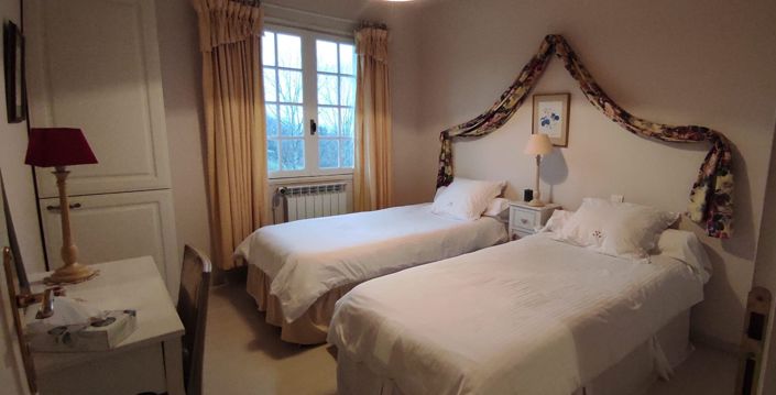 Image No.9-4 Bed House for sale