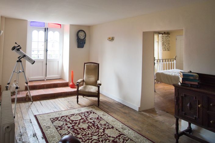 Image No.12-6 Bed House for sale