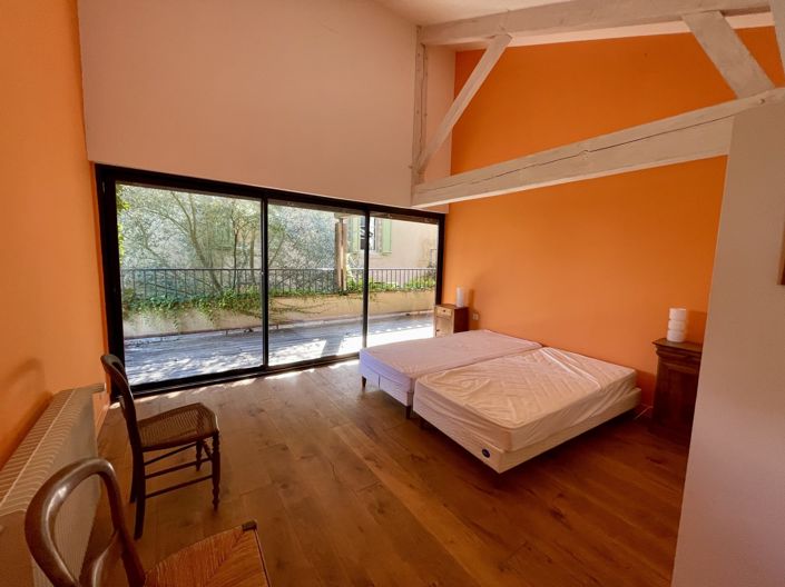 Image No.21-7 Bed House for sale