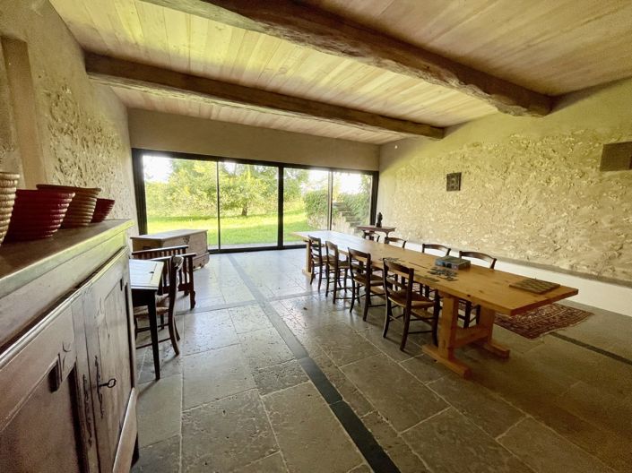 Image No.5-7 Bed House for sale