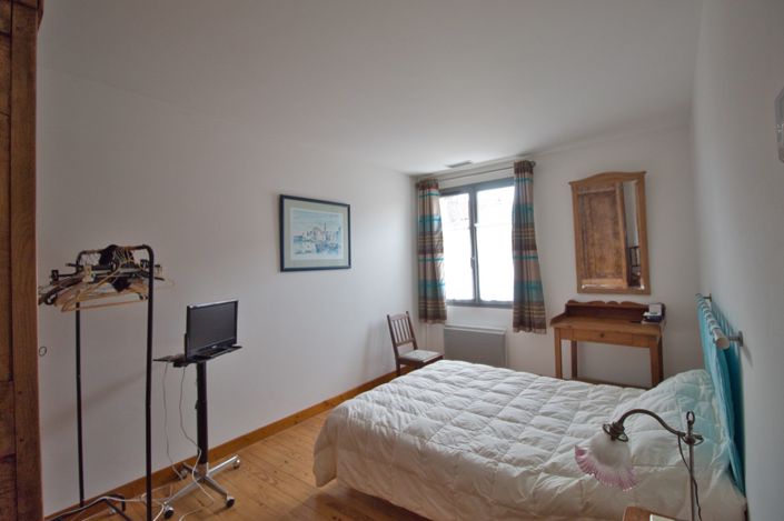 Image No.20-3 Bed House for sale