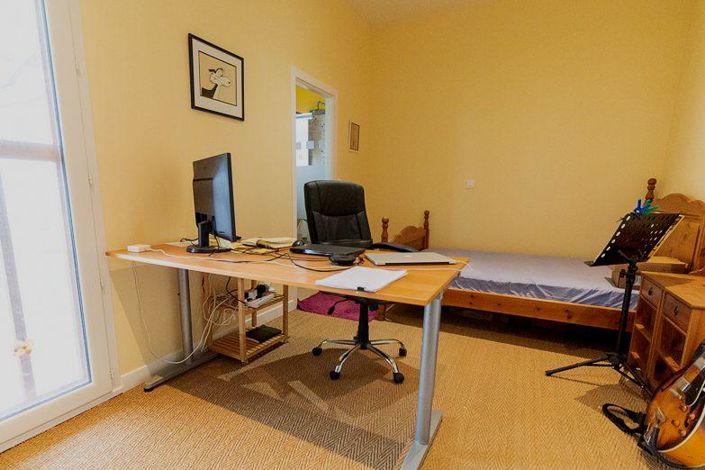 Image No.15-4 Bed House for sale