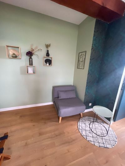 Image No.26-8 Bed House for sale