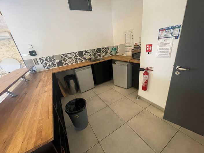 Image No.41-8 Bed House for sale