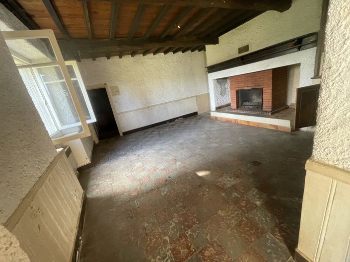 Image No.9-2 Bed House for sale