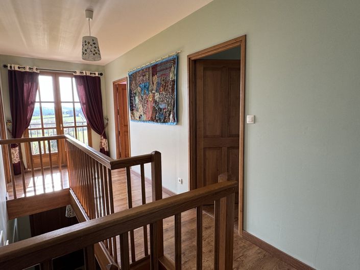 Image No.18-4 Bed House for sale