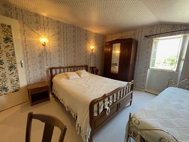 Image No.21-9 Bed House for sale