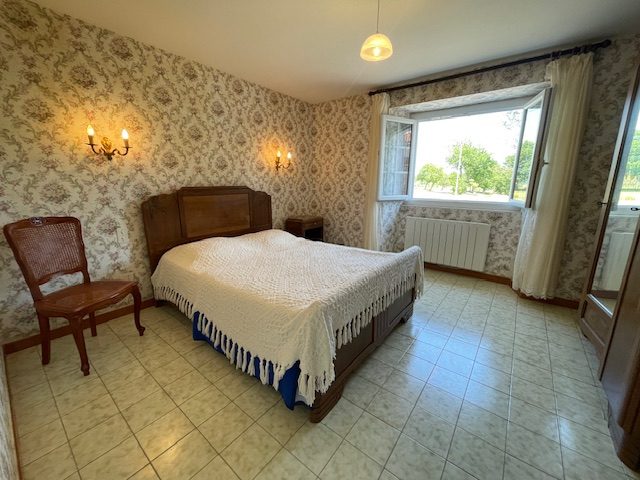 Image No.22-9 Bed House for sale