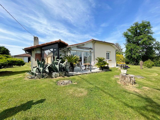 Image No.14-9 Bed House for sale