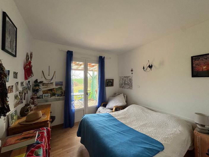 Image No.17-4 Bed House for sale