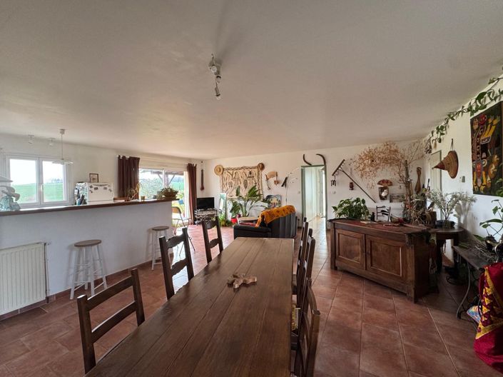 Image No.19-4 Bed House for sale