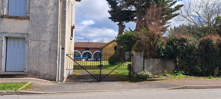 Image No.19-5 Bed House for sale