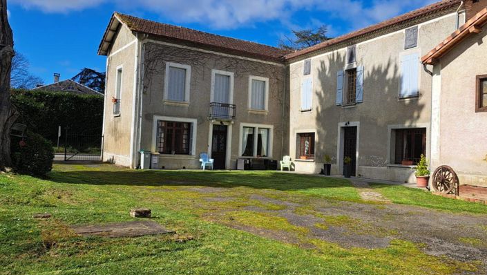 Image No.8-5 Bed House for sale