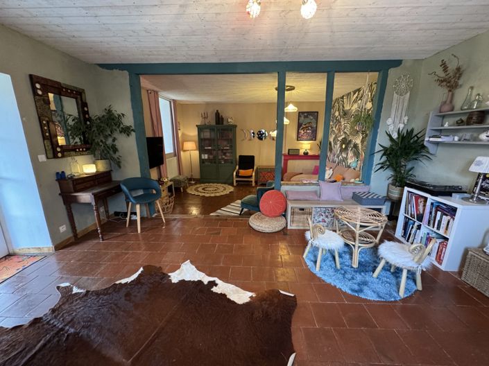 Image No.10-4 Bed House for sale