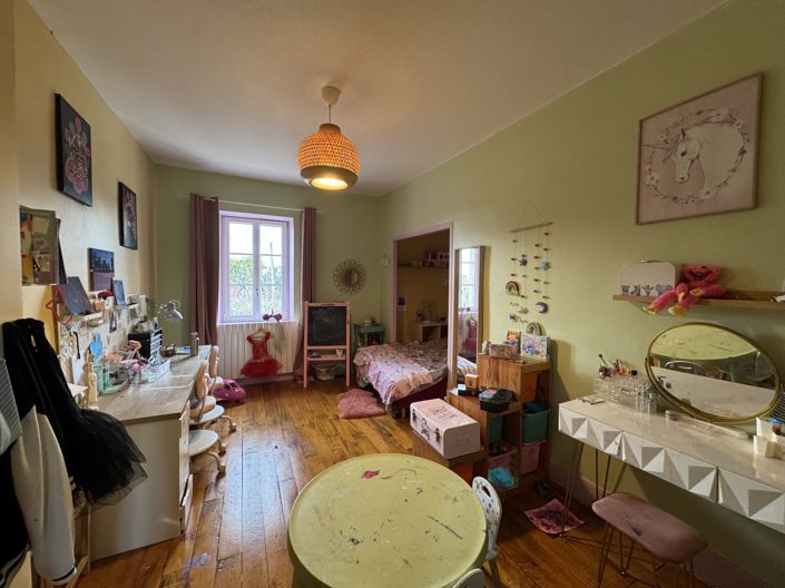 Image No.22-4 Bed House for sale