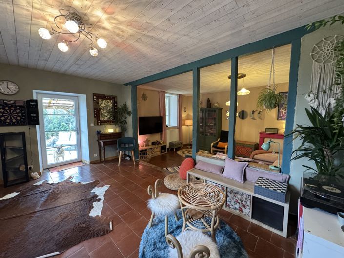 Image No.3-4 Bed House for sale