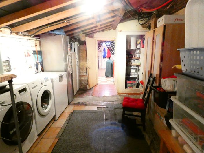 Image No.13-3 Bed House for sale