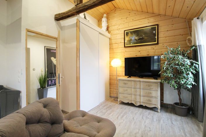 Image No.13-5 Bed House for sale