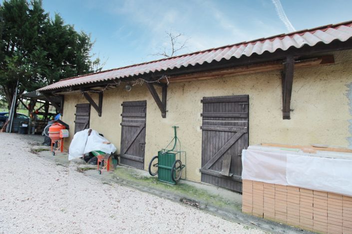 Image No.27-5 Bed House for sale