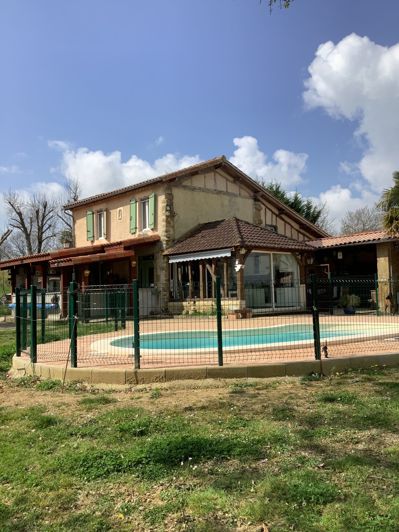 Image No.41-5 Bed House for sale